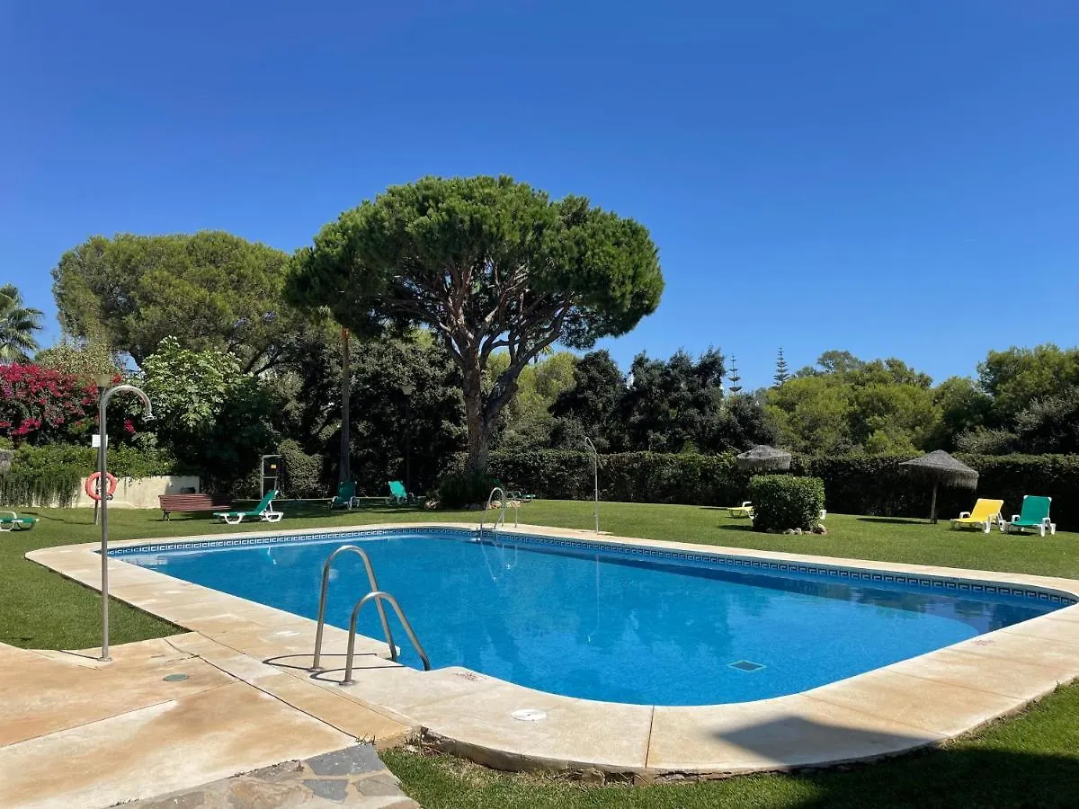 Beautiful Holiday Apartment 2 Bedroom Beach And Pool Malaga Marbella Calahonda Royale Mijas Costa Spain スペイン