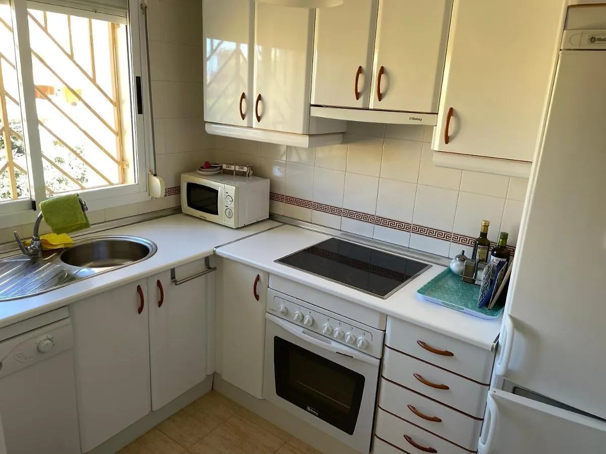 Beautiful Holiday Apartment 2 Bedroom Beach And Pool Malaga Marbella Calahonda Royale Mijas Costa Spain スペイン